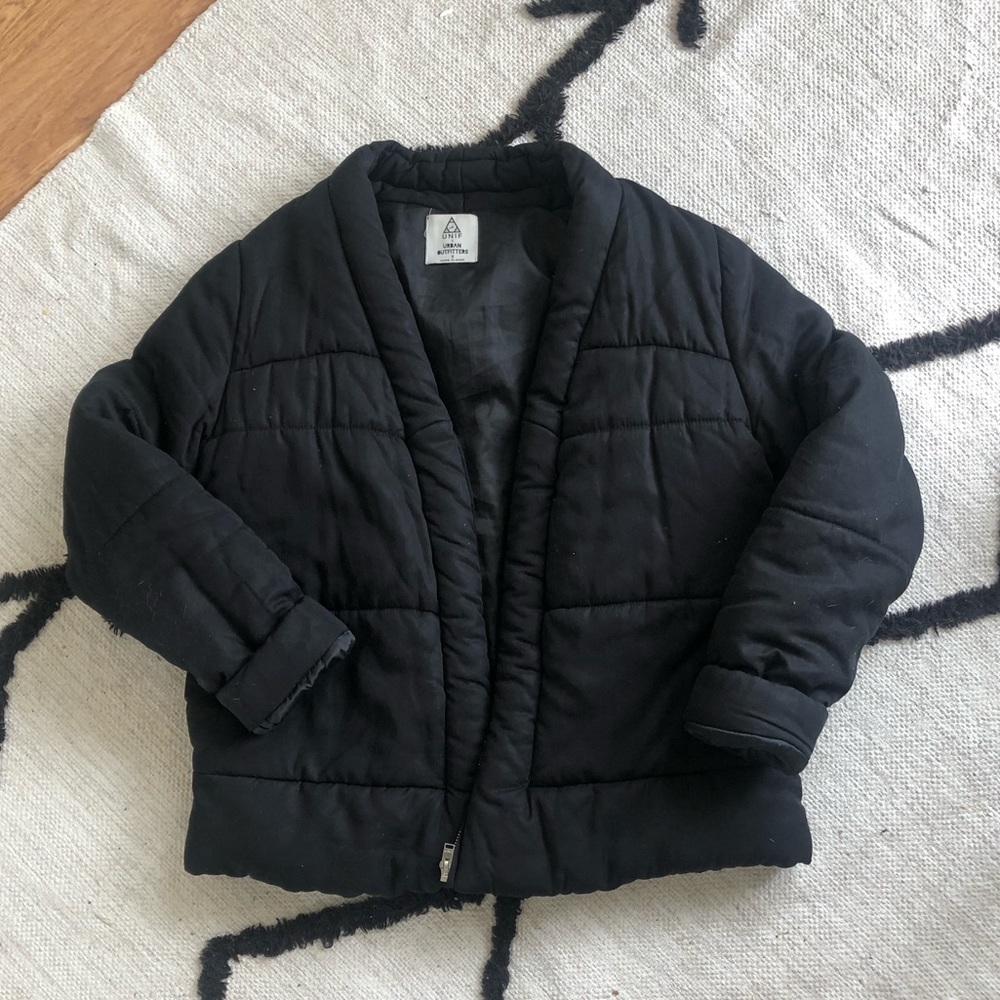 UNIF black puffer
